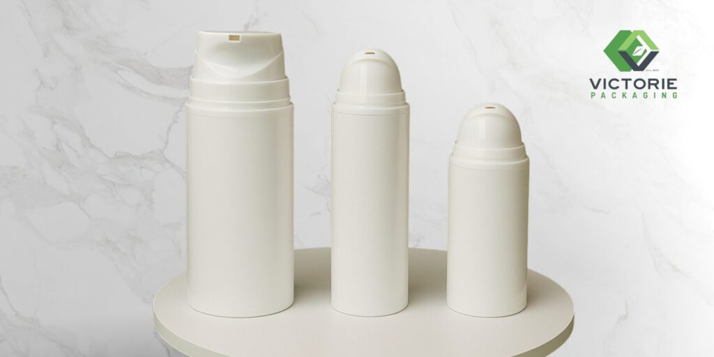 White PP Plastic Bottle and White PP Plastic Airless Pump with Clear Overcap
